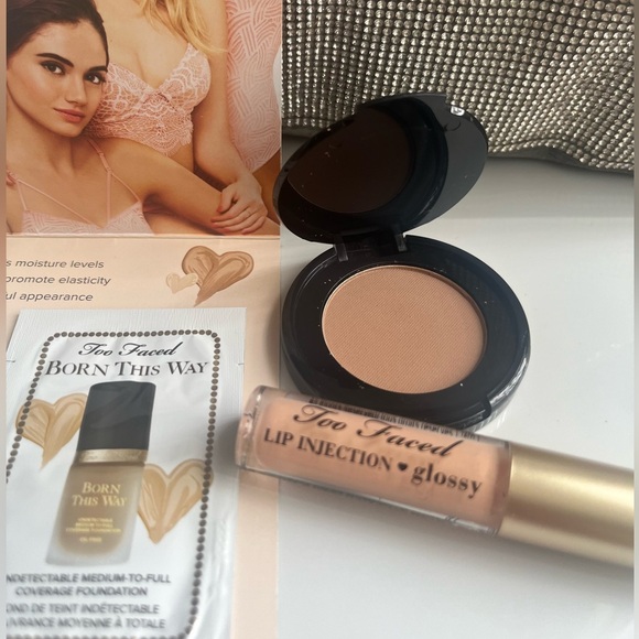 Too Faced Bundle - Picture 2 of 7